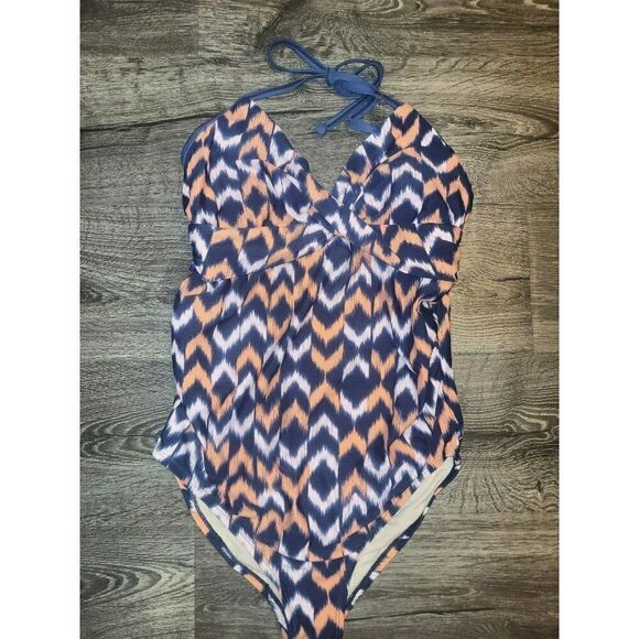 Liz Lange Maternity Crossover One Piece Swimsuit Women's Size Medium - Picture 1 of 3